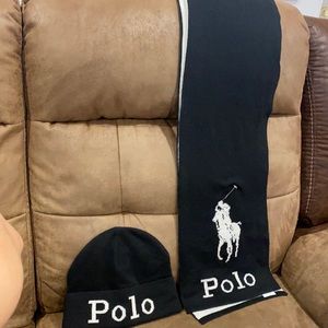 Polo black and white Scarf and hat set OS in perfect condition.